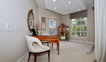 3900 Island Blvd B204, Aventura, FL 33160