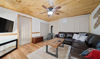 23 Holman Way, Chester, NH 03036