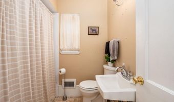 1792 Andover Rd, Columbus, OH 43212