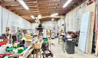 3015 Belle St, Alton, IL 62002