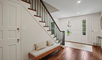 5320 ALBEMARLE St, Bethesda, MD 20816