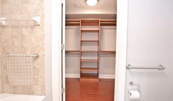 200 River Vista Dr 221, Atlanta, GA 30339