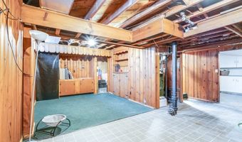 1042 Hartshorn St, Alliance, OH 44601