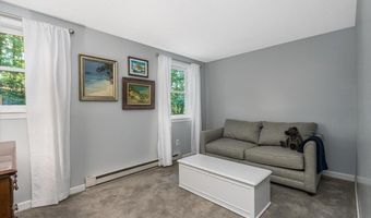 5 Hickory Hill Dr, Londonderry, NH 03053