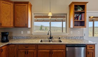 3600 W Meadow Lake Dr, Chino Valley, AZ 86323