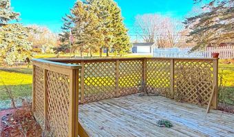 210 Knollwood St W, Annandale, MN 55302