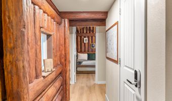 56483 MCKENZIE Hwy, Mckenzie Bridge, OR 97413
