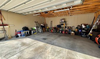 870 39th St, Des Moines, IA 50312