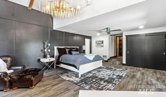 1717 Pine Lakes Ranch Dr, Cascade, ID 83611