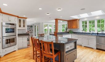76 Washington Dr, Acton, MA 01720
