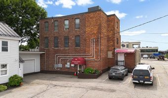 24 Pleasant St, Bangor, ME 04401