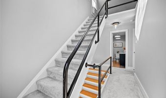 101 Brosville St, Airville, PA 15203