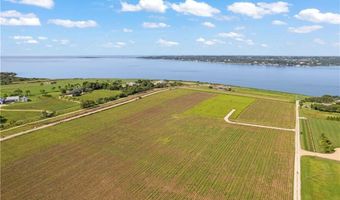 11 Ferolbink Way, Little Compton, RI 02837