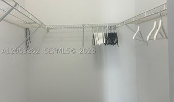 3215 NE 184th St 14406, Aventura, FL 33160