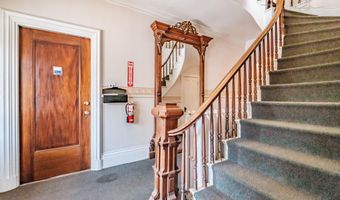 146 State St, Augusta, ME 04330