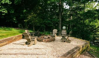 694 Eagle Point Dr, Austin, KY 42123