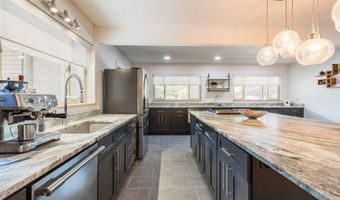 630 Sierra Dr SE, Albuquerque, NM 87108