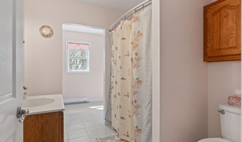 80 Maple St, Acton, ME 04001