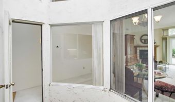 8925 Circle R View Ln, Escondido, CA 92026