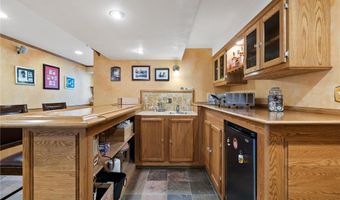 12581 Dover Dr, Apple Valley, MN 55124