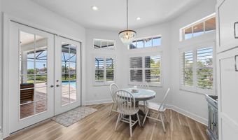 949 ALLEGRO Ln, Apollo Beach, FL 33572