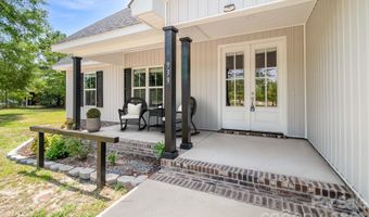 939 Old Stagecoach Rd, Camden, SC 29020