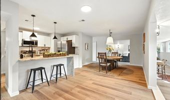 6300 TOPKE Pl NE, Albuquerque, NM 87109