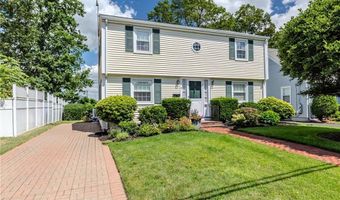 19 Longue Vue Ave, North Providence, RI 02904