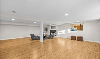 4405 LAUREL Rd, Alexandria, VA 22309