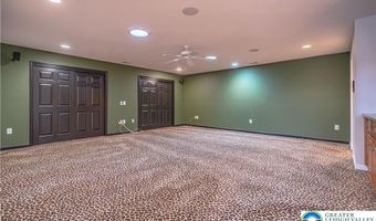 5041 Saw Grass Dr, Allen, PA 18067