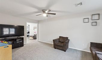 8209 NW 28th St, Bethany, OK 73008