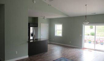 820 Fairhaven Ct, Angola, IN 46703