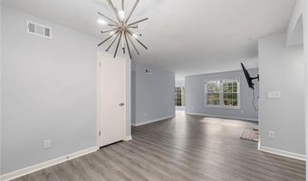 104 Glenleaf Dr, Peachtree Corners, GA 30092