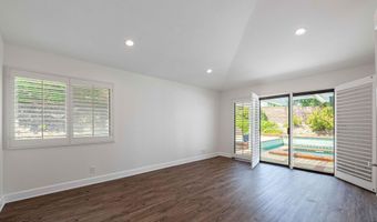 27555 Freetown Ln, Agoura Hills, CA 91301