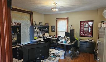 329 Jefferson St, Algonquin, IL 60102