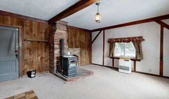139 Fletcher Rd, Auburn, ME 04210