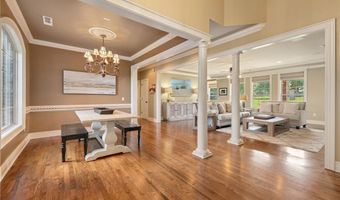 10849 Rosehaven Ln, Bentonville, AR 72712
