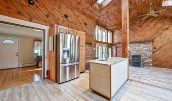 59 Orchard Dr, Cumberland, RI 02864