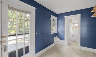 1412 Cambridge Rd, Ann Arbor, MI 48104