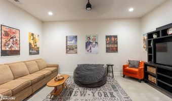 23249 Maple Rdg, Adel, IA 50003