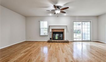 52 Sutton Pl, Avondale Estates, GA 30002