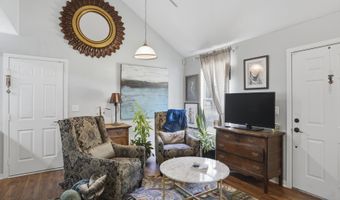421 Pelahatchie Shore Dr, Brandon, MS 39047
