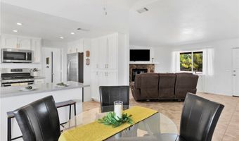22672 El Centro Rd, Apple Valley, CA 92307
