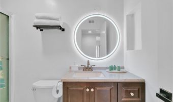 5700 Etiwanda Ave 252, Los Angeles, CA 91356