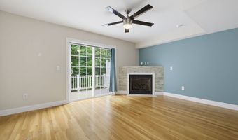 28 Armstrong Rd C15, Coventry, CT 06238