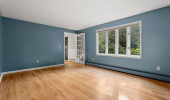 41 Gault Rd, Bedford, NH 03110