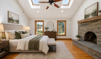 4 Battcock Rd, Billerica, MA 01821