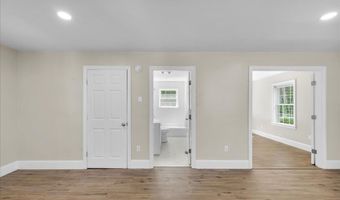 153 Cedar St, Belfast, ME 04915