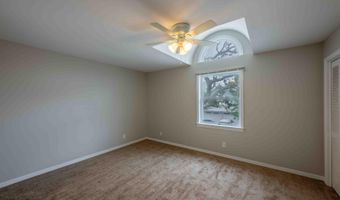 176 E COAST Dr, Atlantic Beach, FL 32233