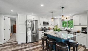 16985 Evans Rd, Basehor, KS 66007